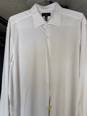 Alfani Men’s White Long-Sleeve Dress Shirt - Spread Collar